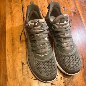 Rare APL camouflage tech tracer sneakers 8.5 women’s